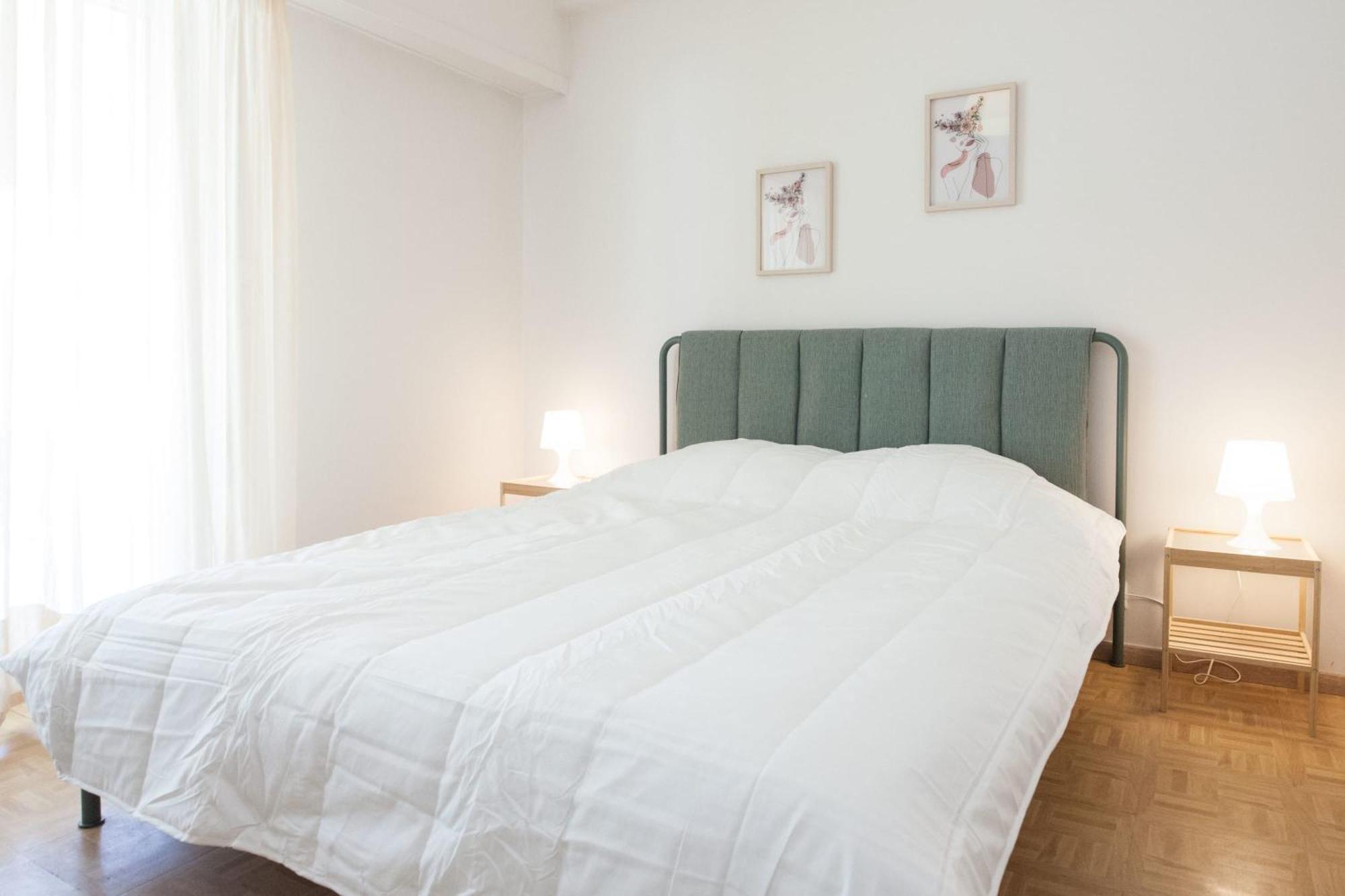 Modern 1 Bd Balcony Apt Near Metro In Kato Patisia Athén Kültér fotó