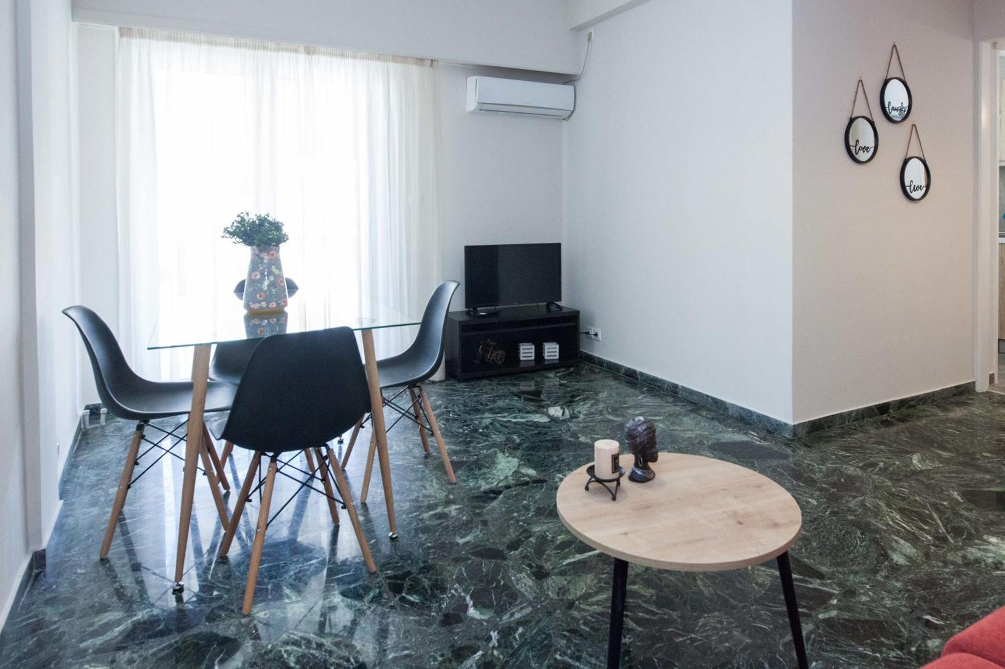 Modern 1 Bd Balcony Apt Near Metro In Kato Patisia Athén Kültér fotó