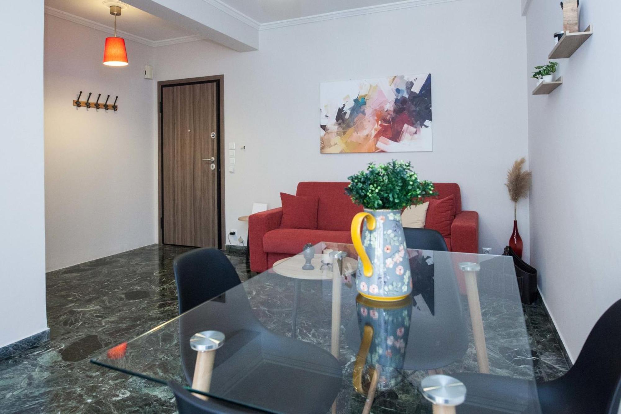 Modern 1 Bd Balcony Apt Near Metro In Kato Patisia Athén Kültér fotó