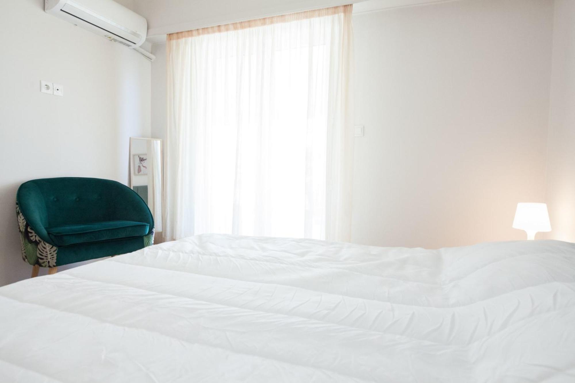 Modern 1 Bd Balcony Apt Near Metro In Kato Patisia Athén Kültér fotó